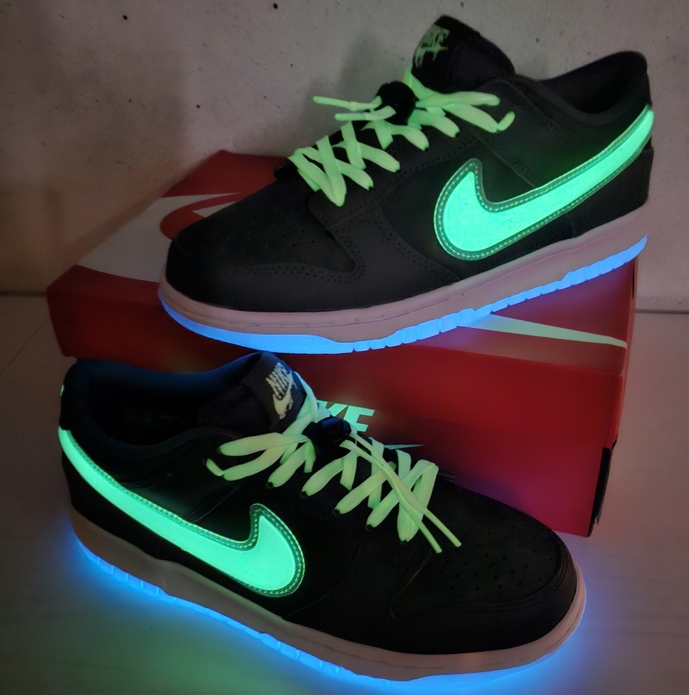 Nike Dunk Low "Glow"